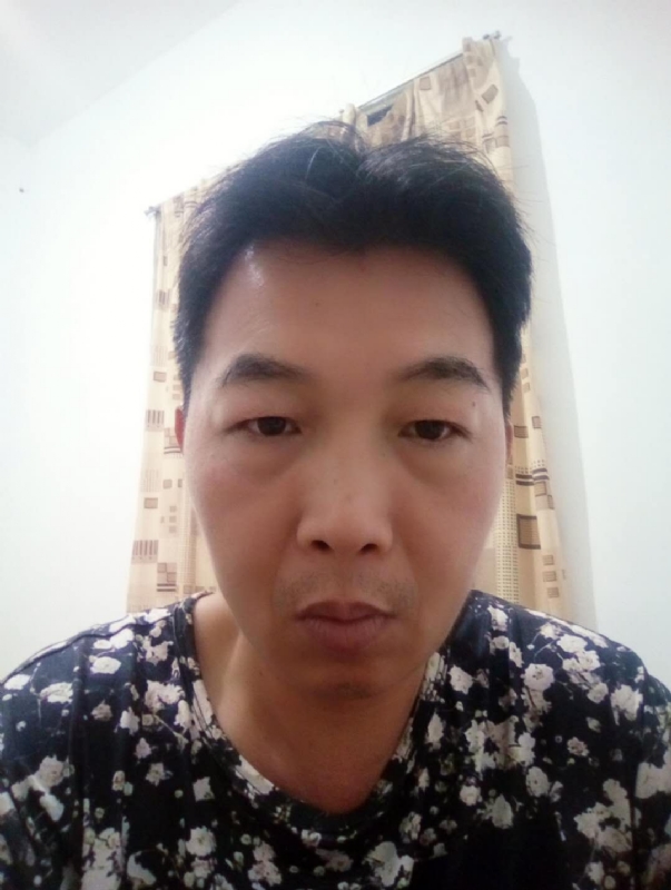 繁华哀伤的第一张照片--邵武婚介网