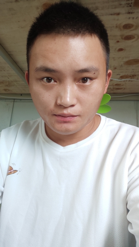 水里面的云呀的第一张照片--邵武婚介网