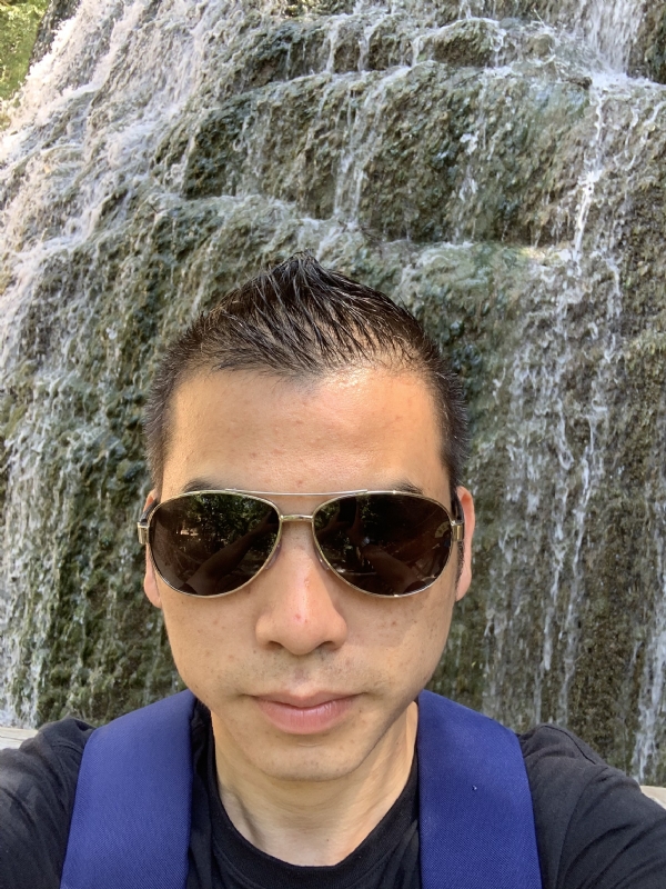 高兴的第二张照片--邵武婚介网
