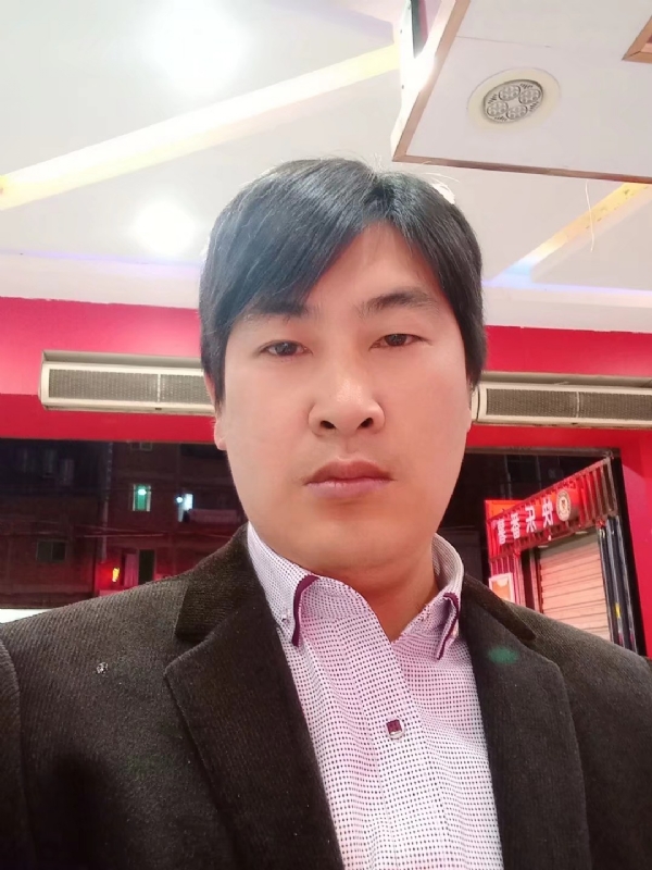 奔跑的第二张照片--邵武婚介网