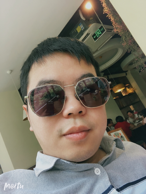 月台等路人的第一张照片--邵武婚介网