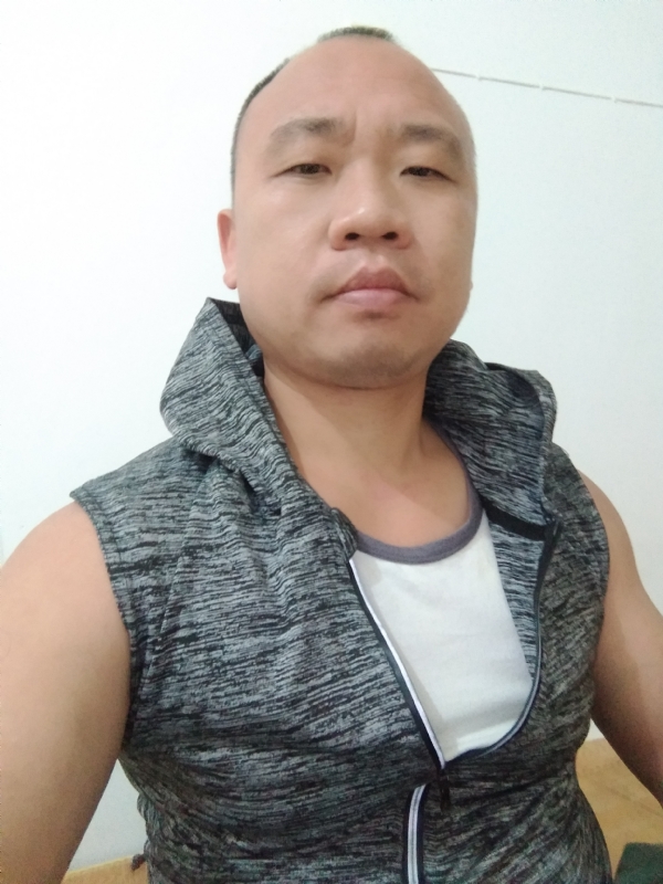 whm的第一张照片--邵武婚介网