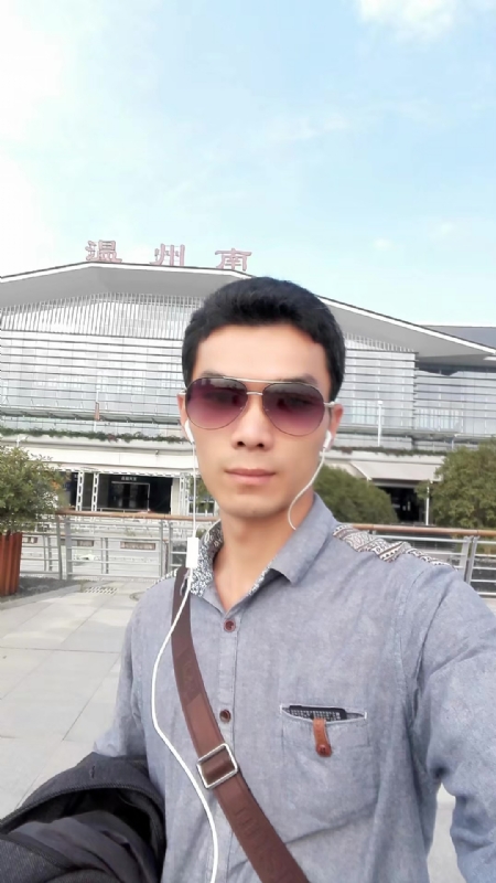 错把真心喂了狗的第三张照片--邵武婚介网