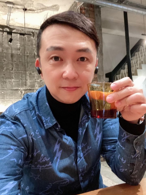 陈道明的第二张照片--邵武婚介网