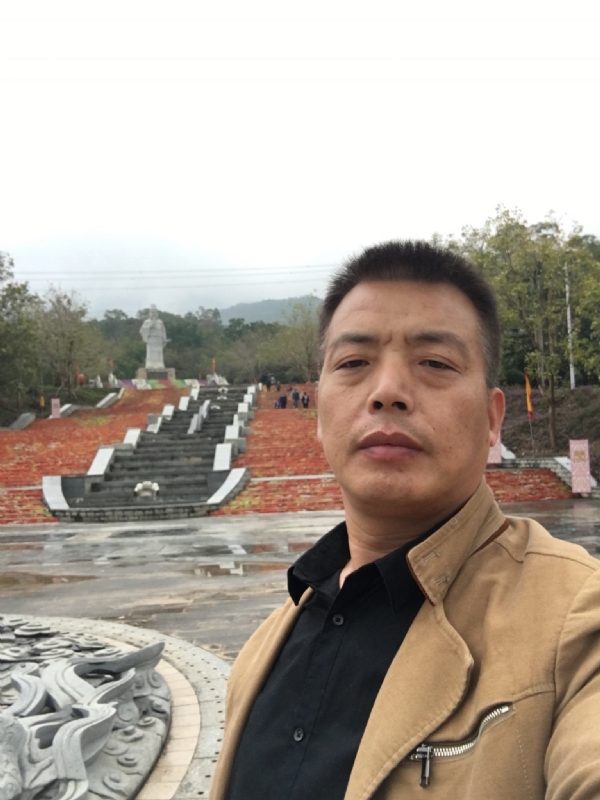 开心的松鼠的第一张照片--邵武婚介网