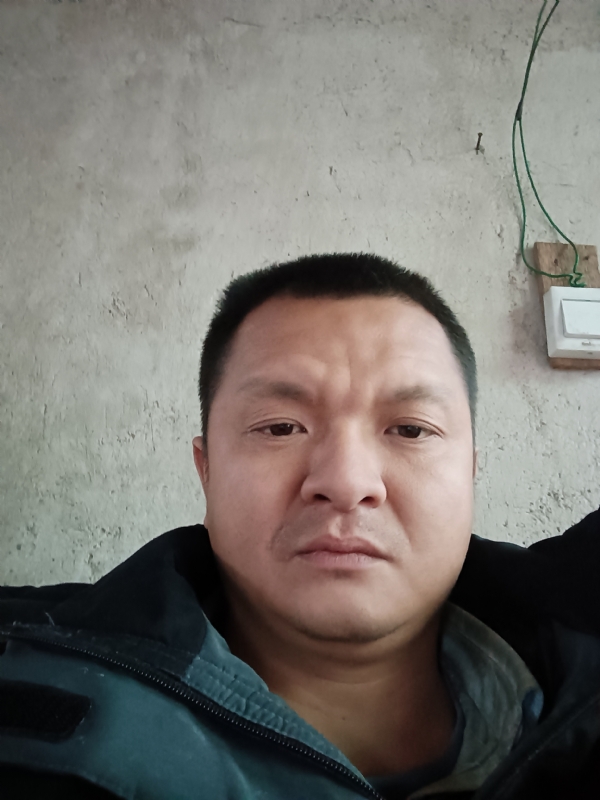 兰成龙的第二张照片--邵武婚介网