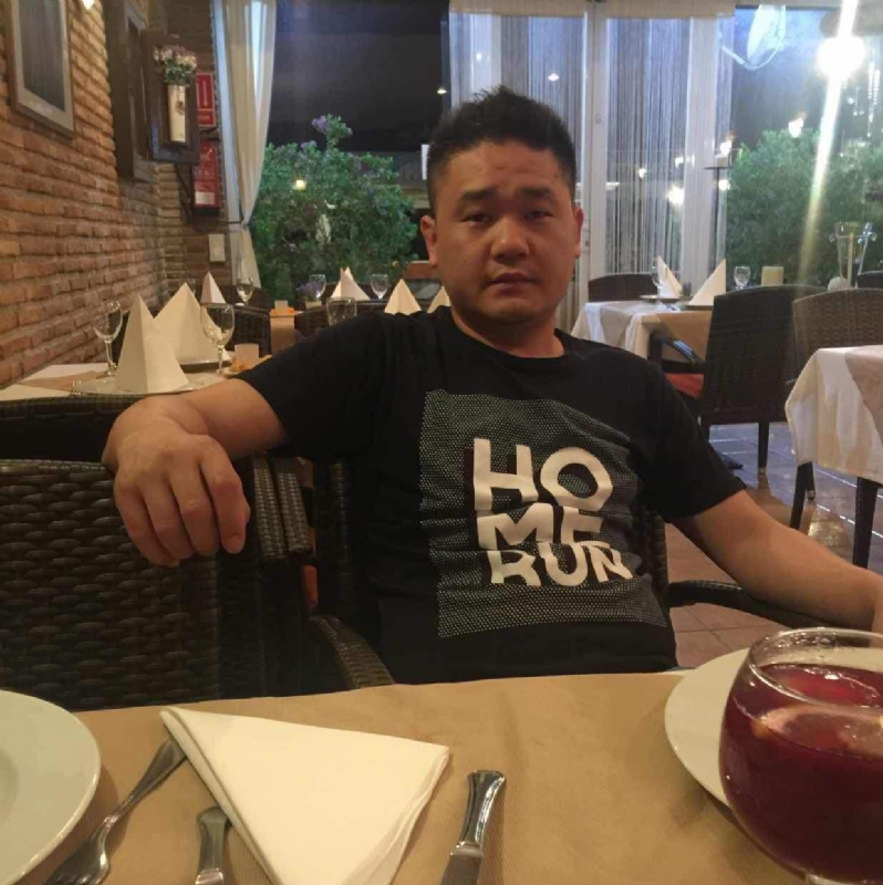 海外游子的第三张照片--邵武婚介网
